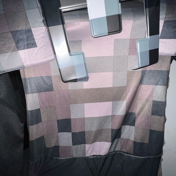 Minecraft Netherite Armor Costume - Picture 5 of 8